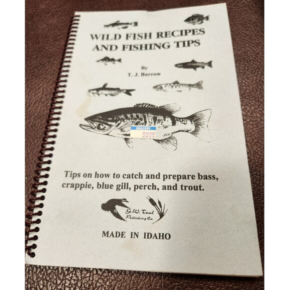 Wild Fish Recipes and Fishing Tips/How to catch and prepare fish EUC Cookbook - Picture 1 of 5
